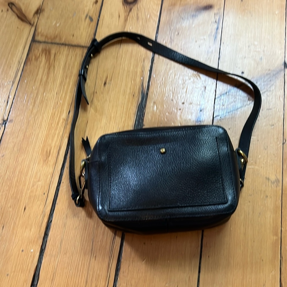 Madewell black leather crossbody purse
